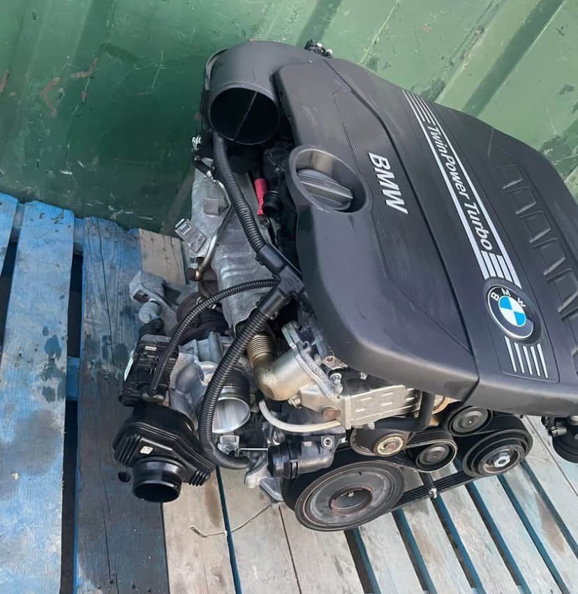 BMW E28 525e M20B27 Engine 1983 photo 1