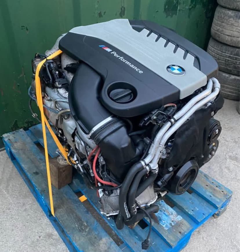BMW F10 530i N53B30 Engine 2010 photo 1