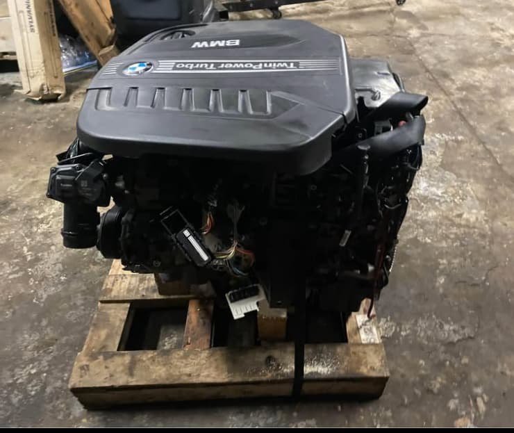 BMW F10 530i N53B30 Engine 2007 photo 1