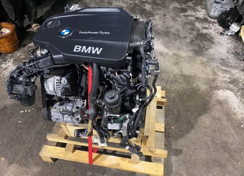 BMW E63 645Ci N62B40 Engine 2006 photo 1