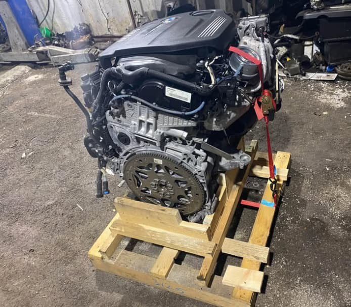 BMW E34 520i M20B20 Engine 1981 photo 1