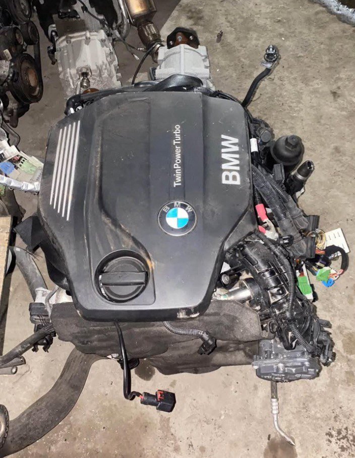 BMW F10 550i N63B44T2 Engine 2018 photo 1