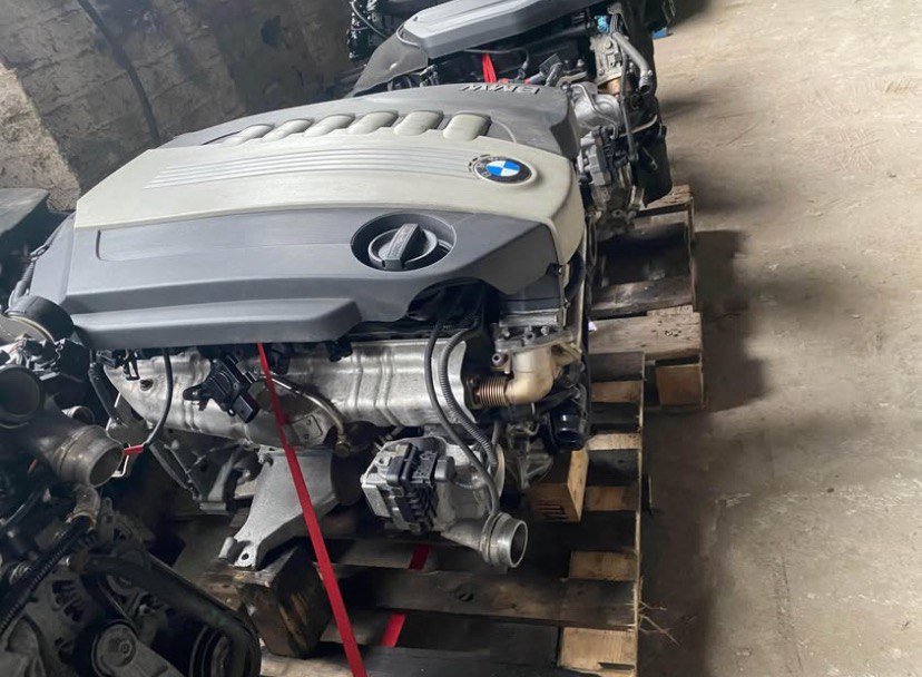 BMW G30 530i B48B20B Engine 2019 photo 1