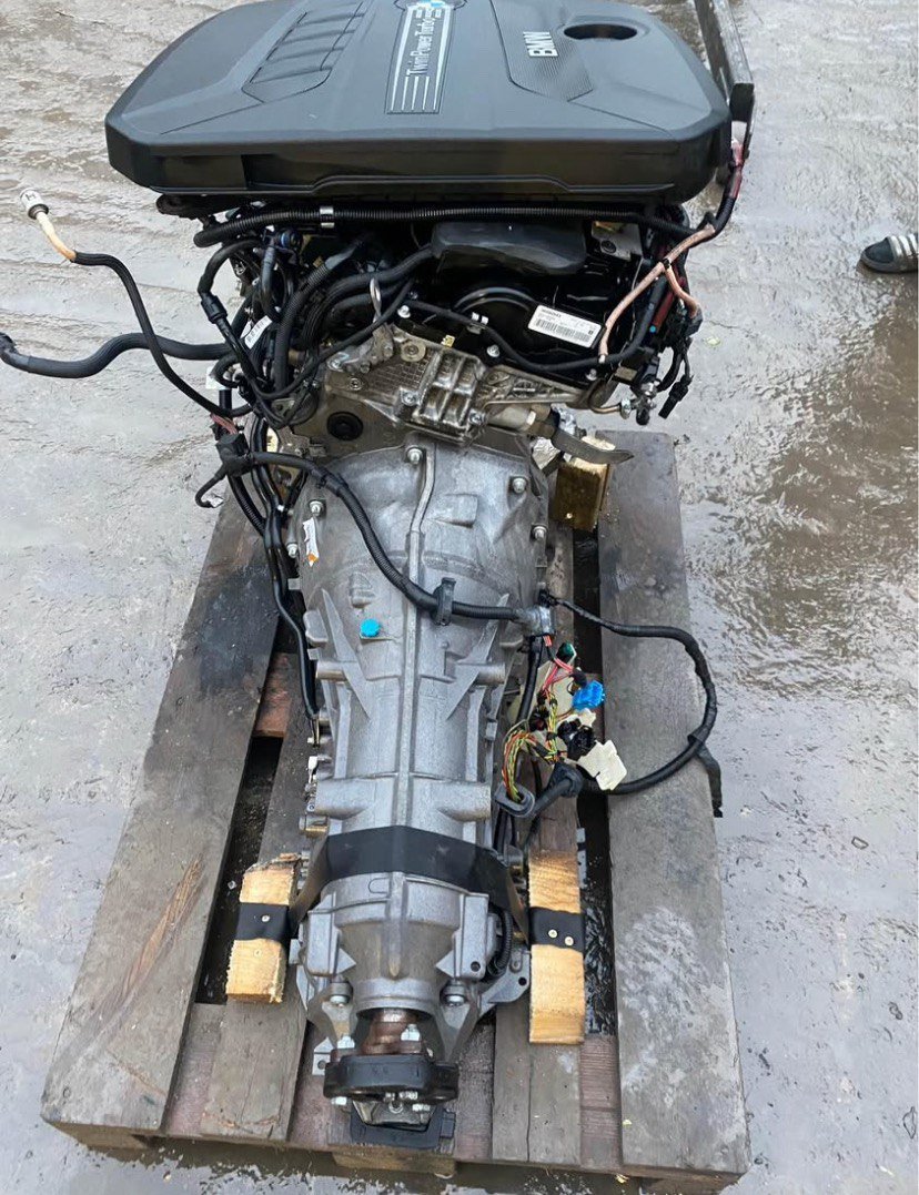 BMW E30 325e M20B27 Engine 1983 photo 1