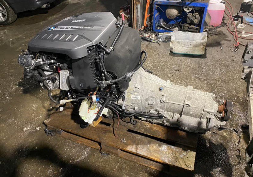 BMW E60 530i N53B30 Engine 2010 photo 1