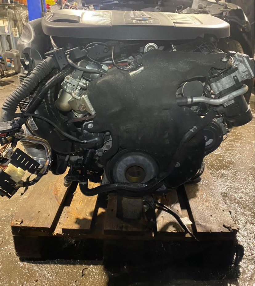 BMW E36 325i M50B25 Engine 1996 photo 1