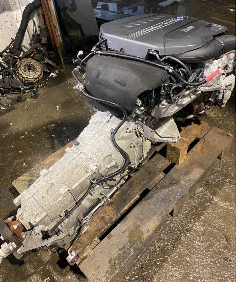 BMW E34 520i M20B20 Engine 1978 photo 1
