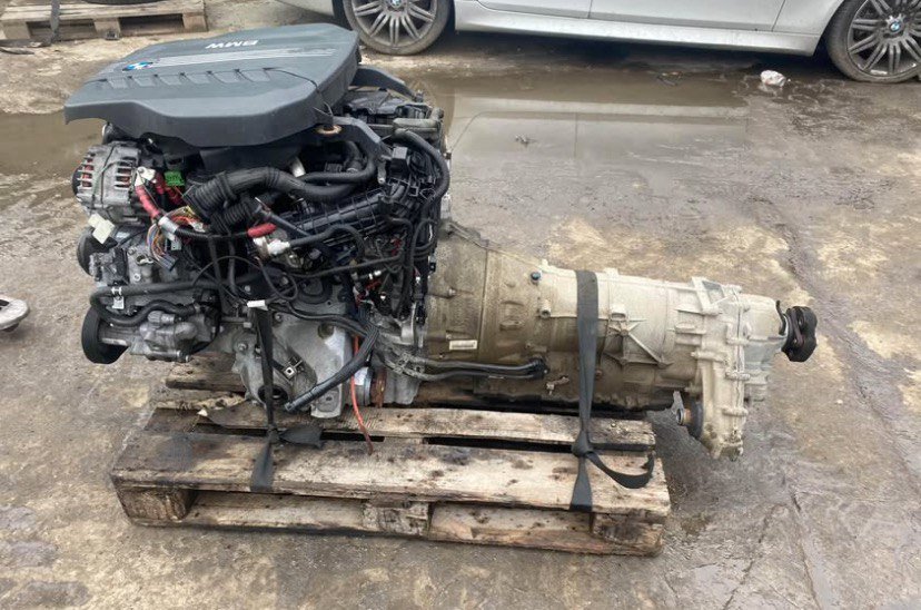 E90 Engine and Gearbox Mount 2009 photo 1