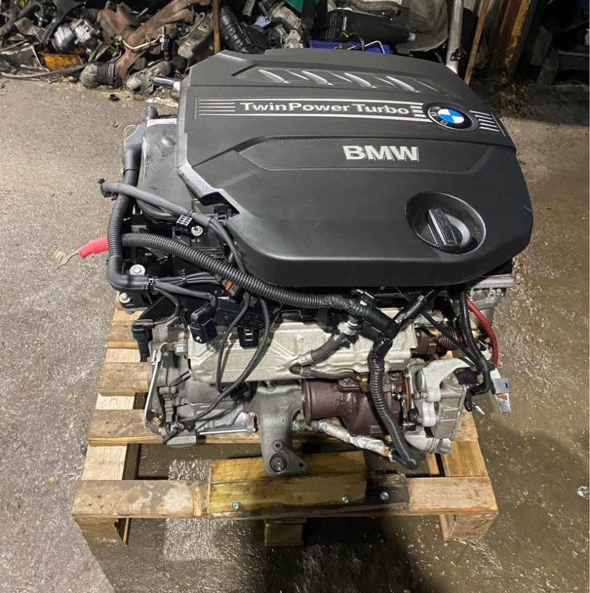 BMW E39 520i M52B20 Engine 1995 photo 1