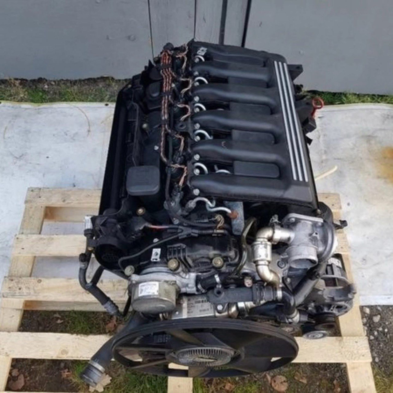 BMW E70 X5 4.8i N62B48 Engine 2008 photo 1