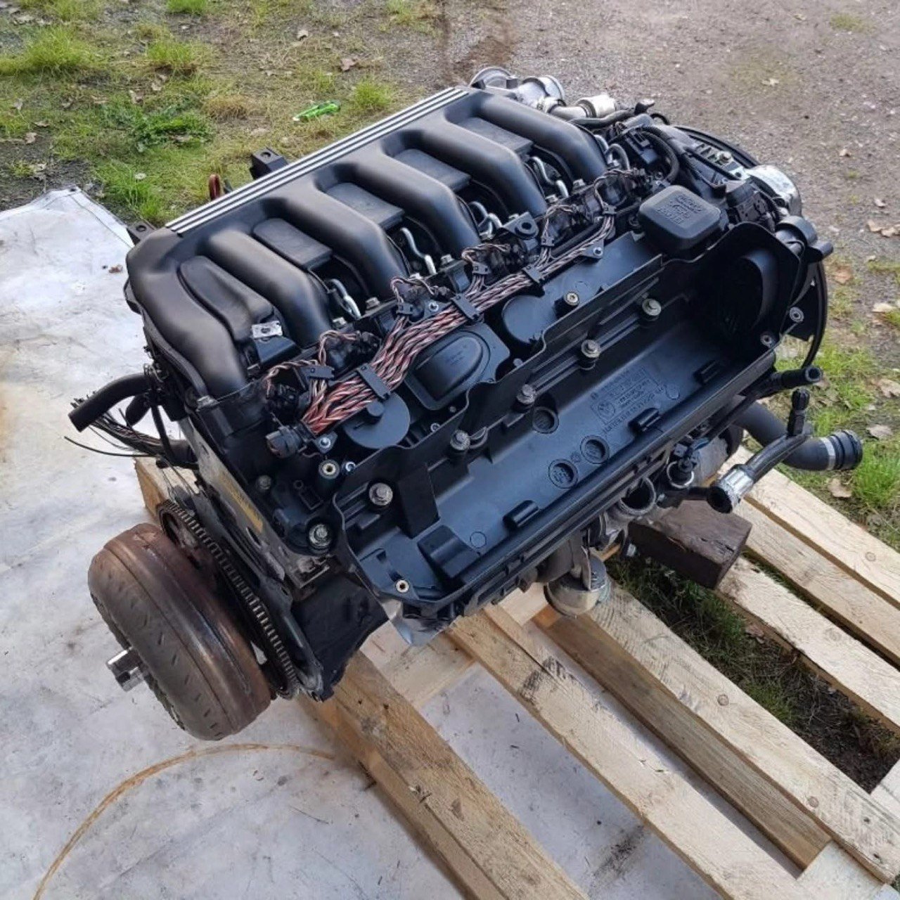 BMW E28 525e M20B27 Engine 1983 photo 1