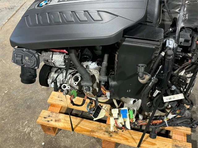 X5 Front Differential 2011 photo 1