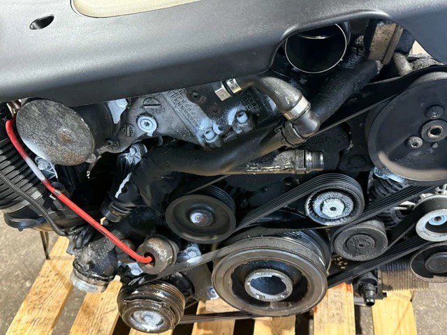BMW F30 320d N47D20D Engine 2014 photo 1