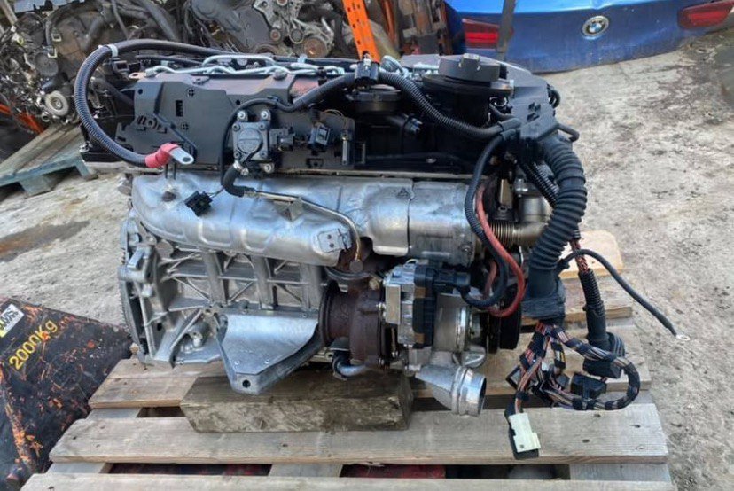 BMW E60 523i N53B25 Engine 2011 photo 1