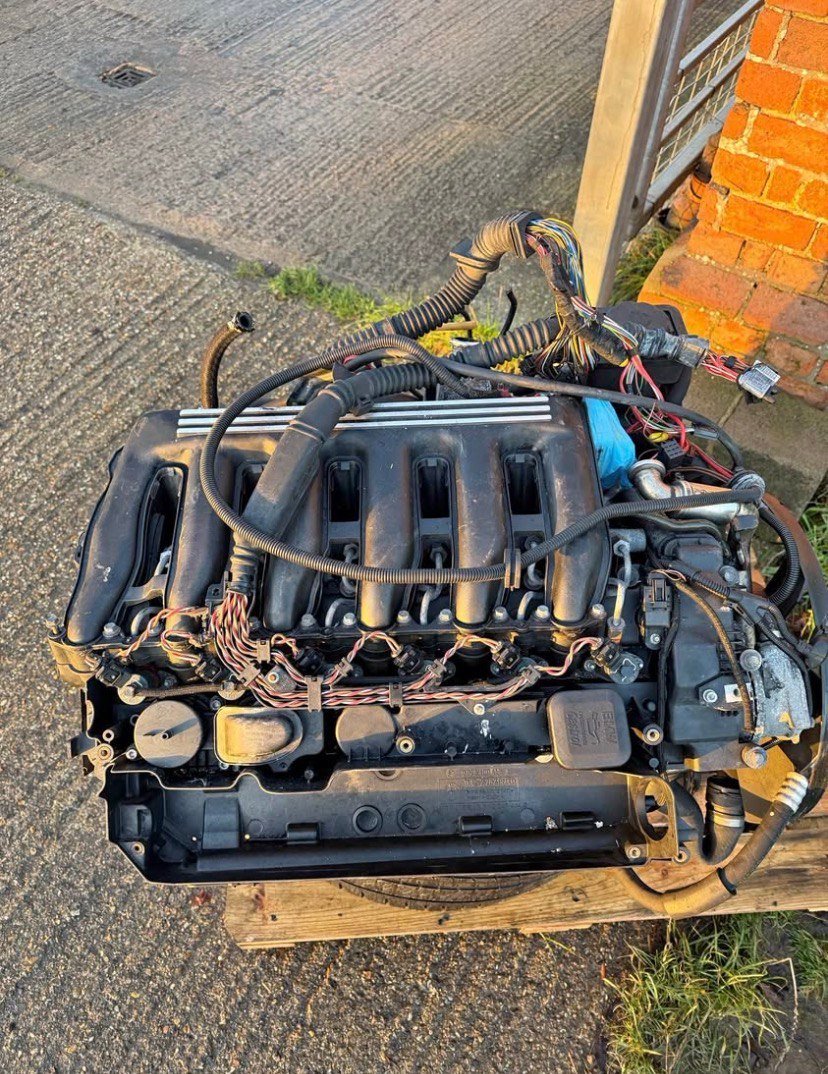 BMW E30 320i M20B20 Engine 1986 photo 1