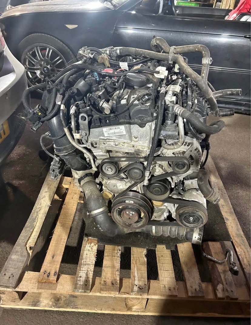 F30 Engine and Gearbox Mount 2002 photo 1