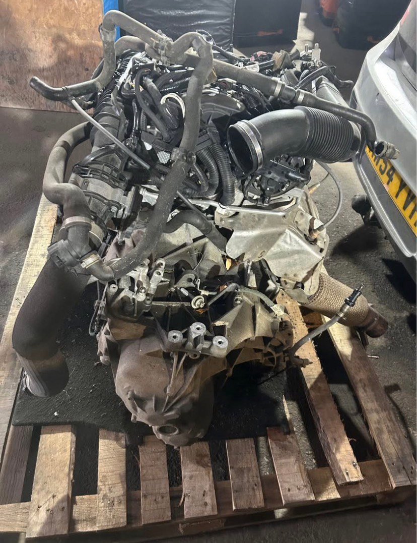BMW E83 X3 2.5si N52B25 Engine 2007 photo 1