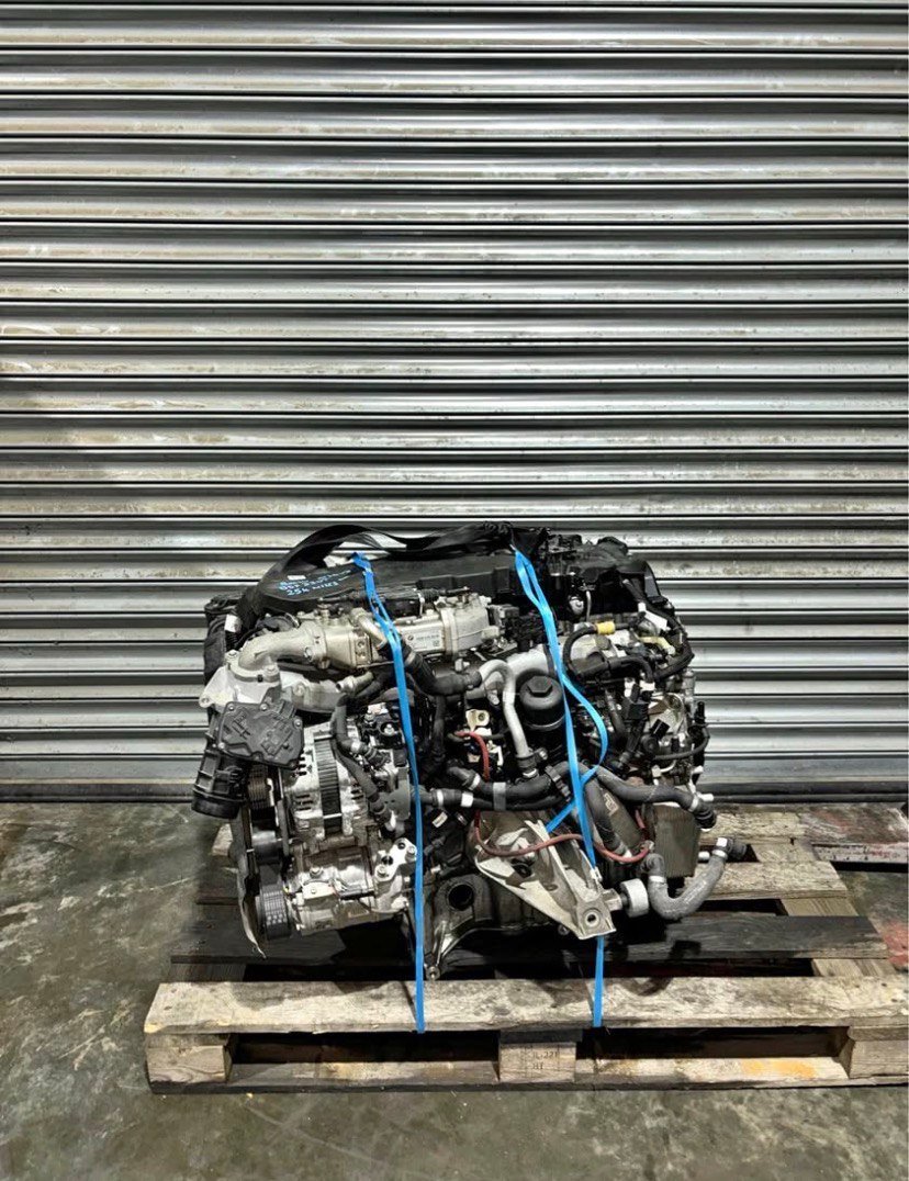 BMW E38 740d M67D44 Engine 2002 photo 1