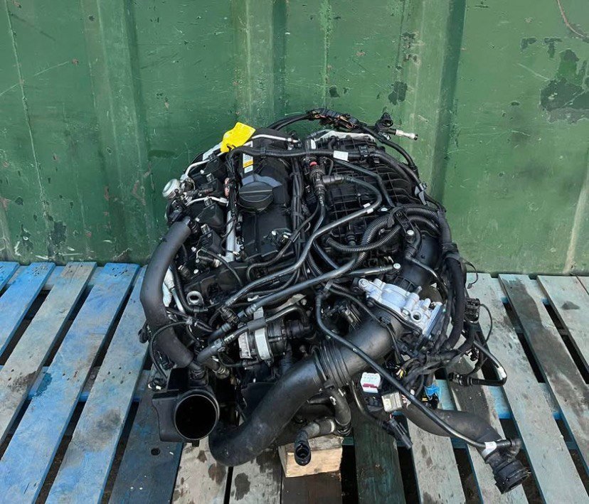 BMW E24 628CSi M30B28 Engine 1970 photo 1