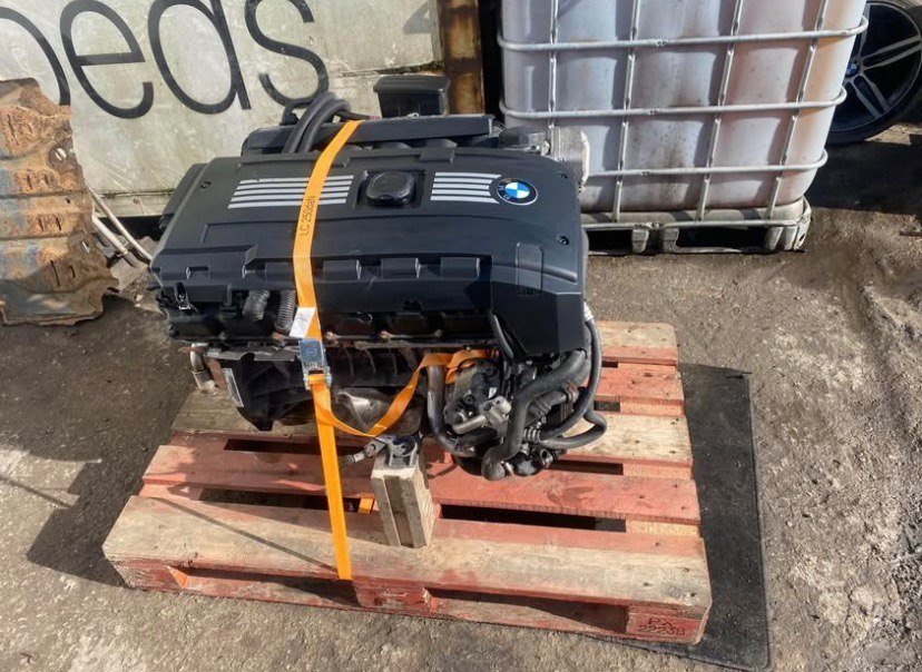 BMW E36 318is M42B18 Engine 1992 photo 1