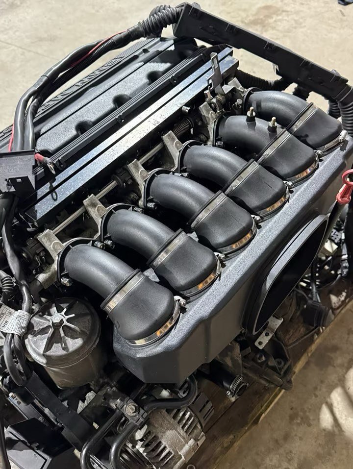 BMW E46 323i M52B25 Engine 1997 photo 1
