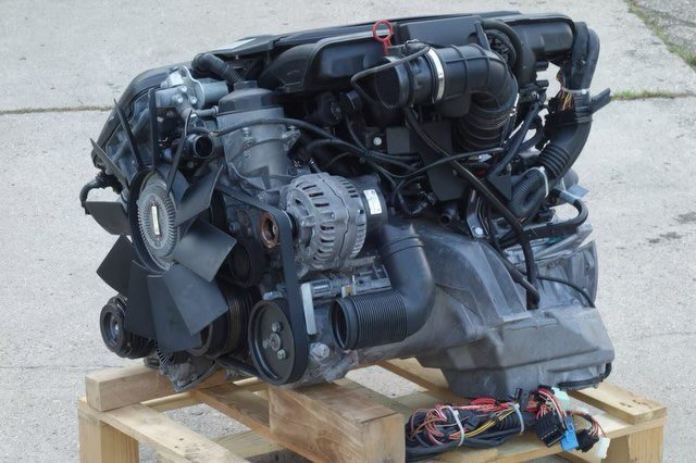 BMW Z3 2.0 M52B20 Engine 1999 photo 1