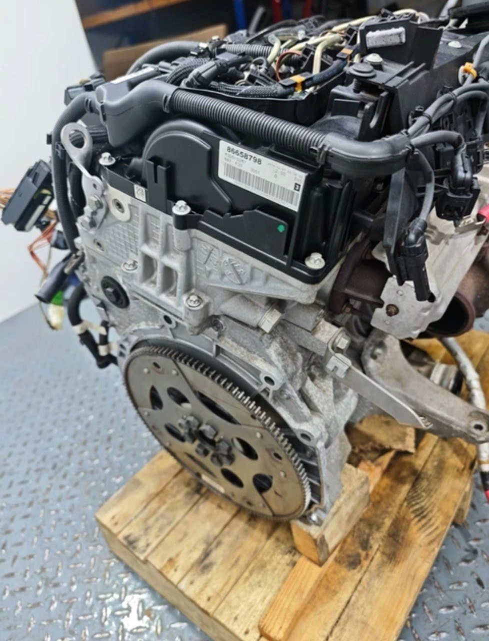 BMW F20 120i N20B16 Engine 2012 photo 1