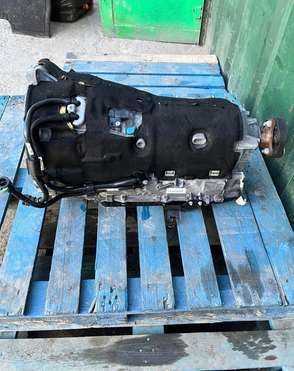 BMW E28 M5 M88 Engine 1982 photo 1