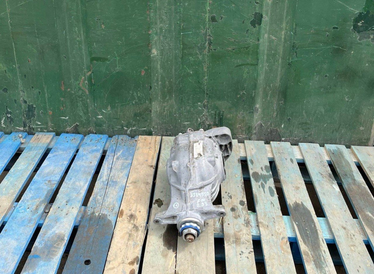 BMW F10 520d Rear Differential 7584450
