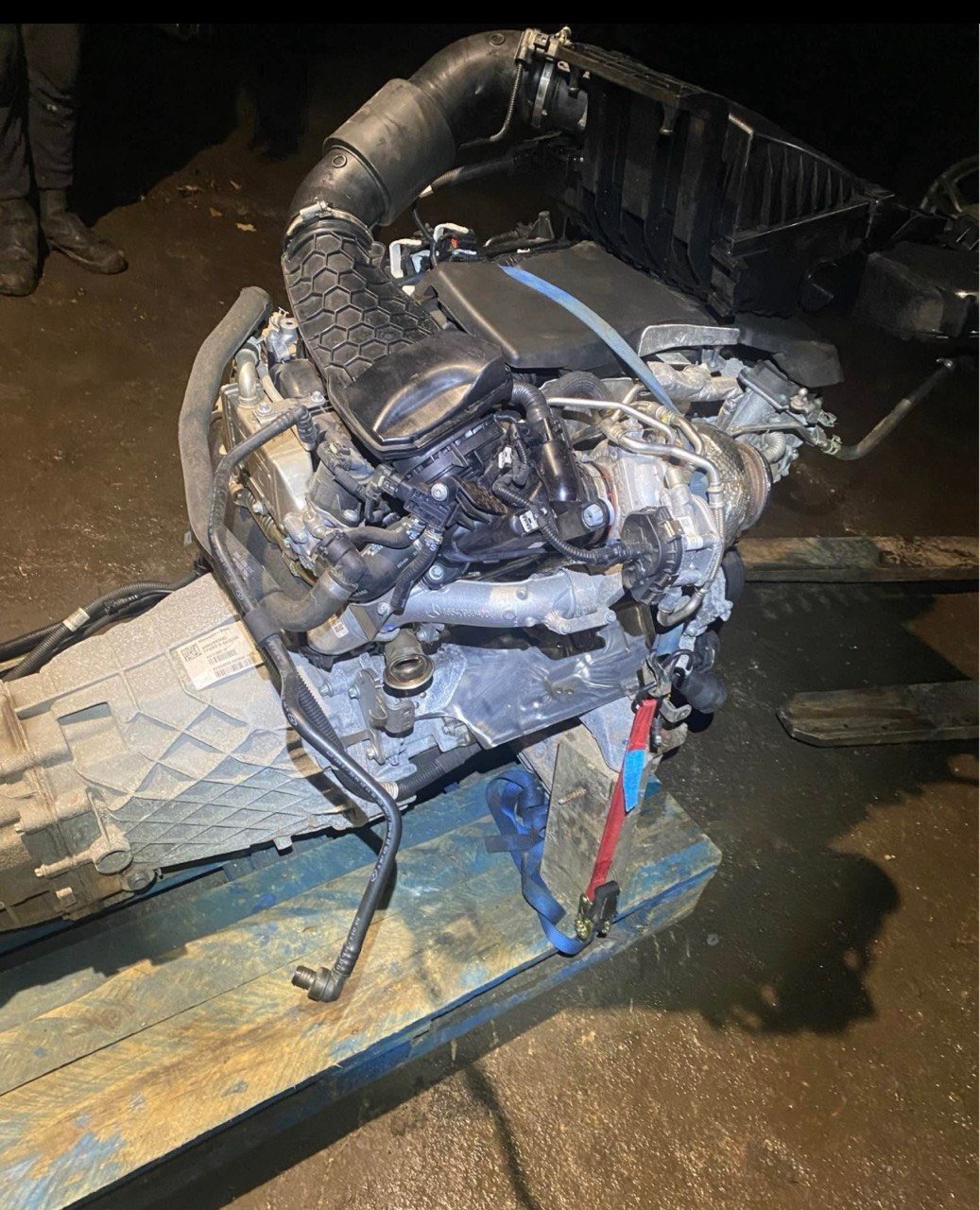 BMW F01 740d N57D30T Engine 2011 photo 1