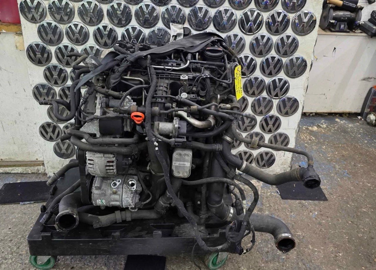BMW E36 318is M42B18 Engine 1990 photo 1