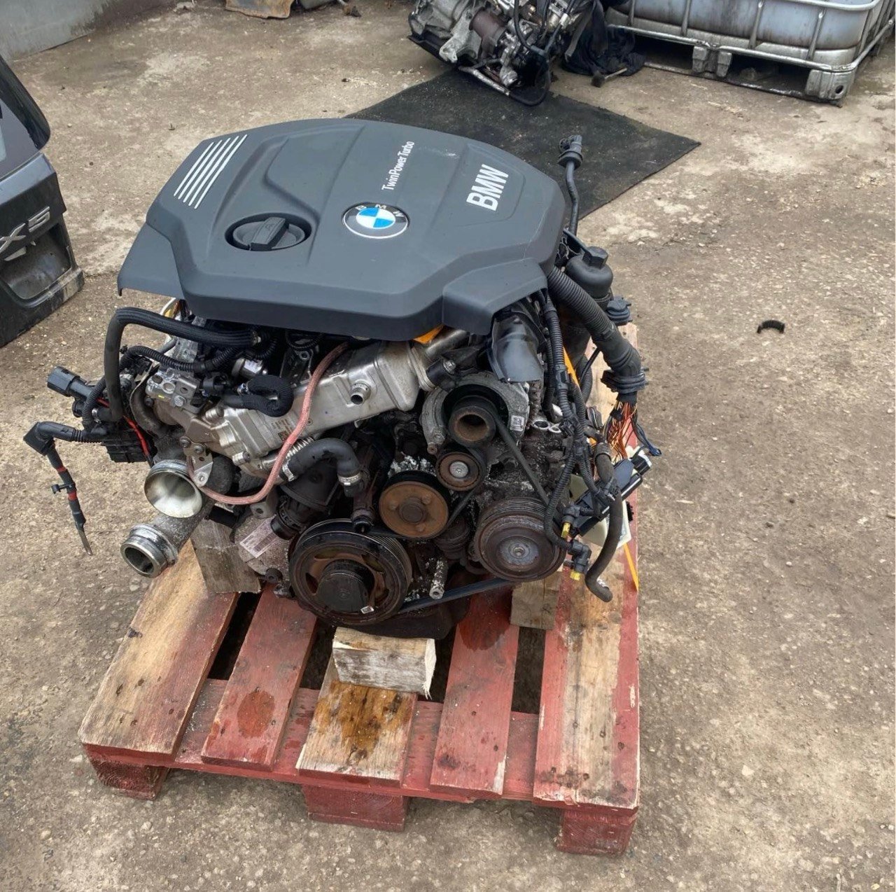 BMW E90 316i N46B18 Engine 2004 photo 1