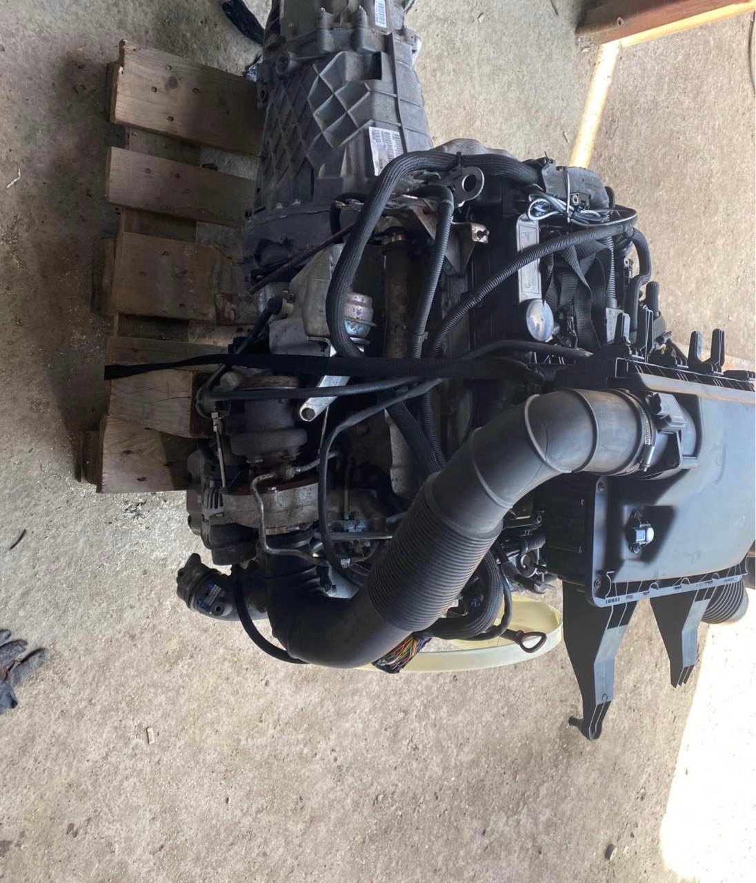 BMW G12 M760Li N74B66 Engine 2022 photo 1