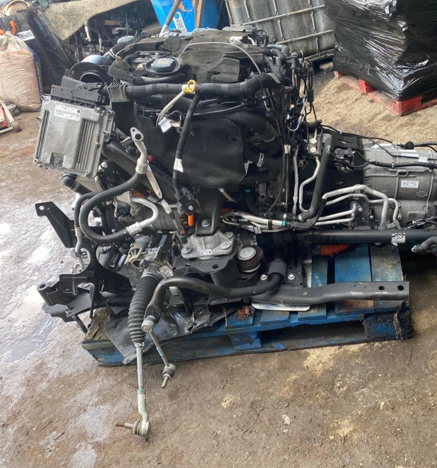 BMW E46 325d M57D25 Engine 2005 photo 1