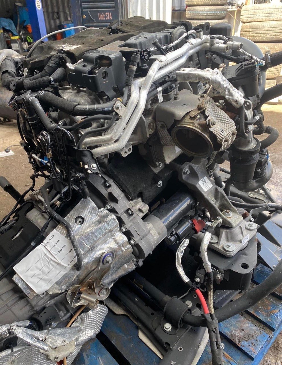 BMW E90 330i N53B30 Engine 2007 photo 1