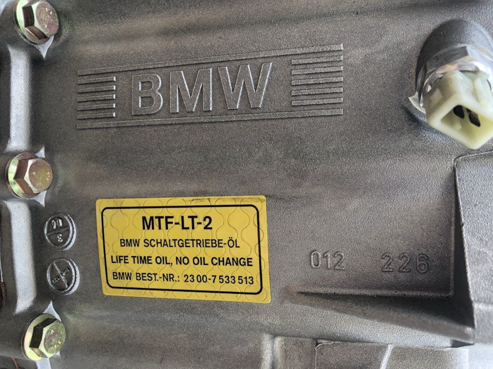 BMW E30 325e M20B27 Engine 1984 photo 1