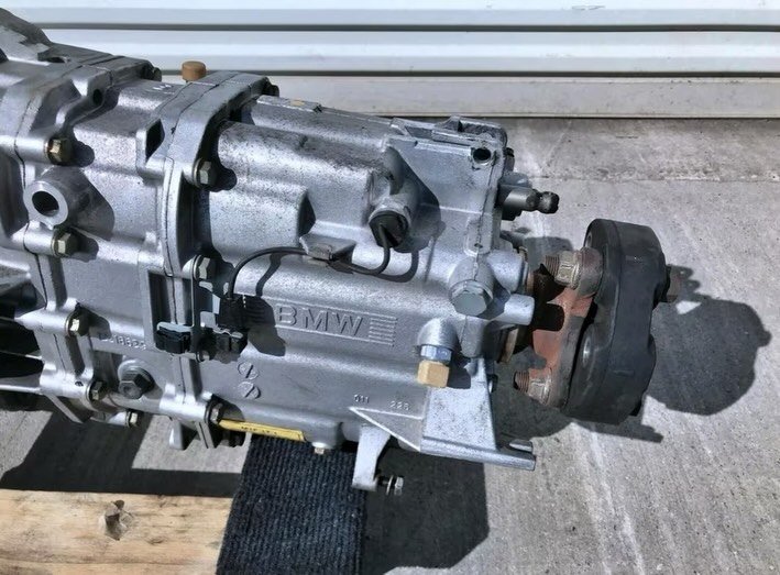 BMW E84 X1 18i N46B20 Engine 2007 photo 1