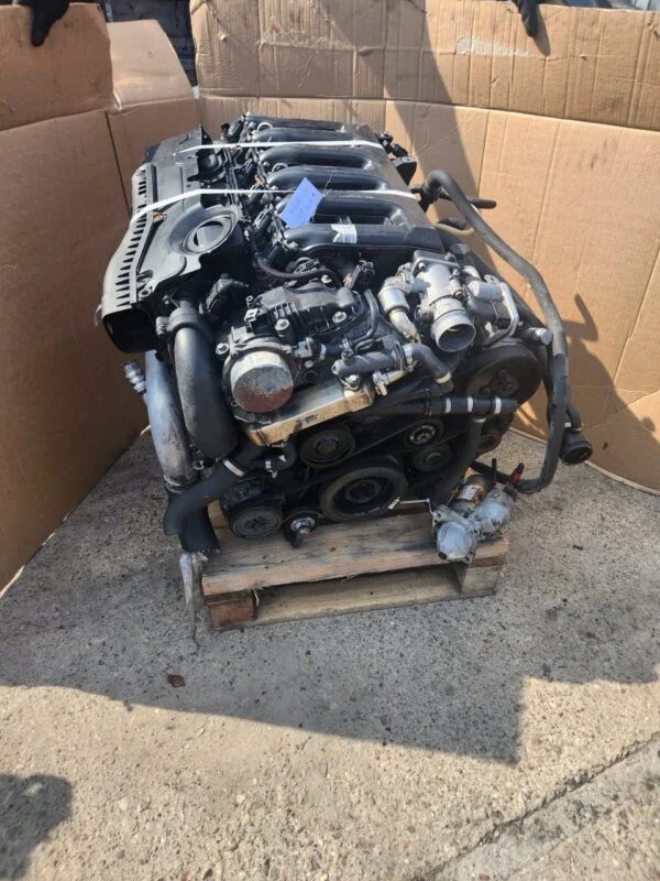 BMW 525d 2.5d e60 e61 M57TUe 177Hp Engine